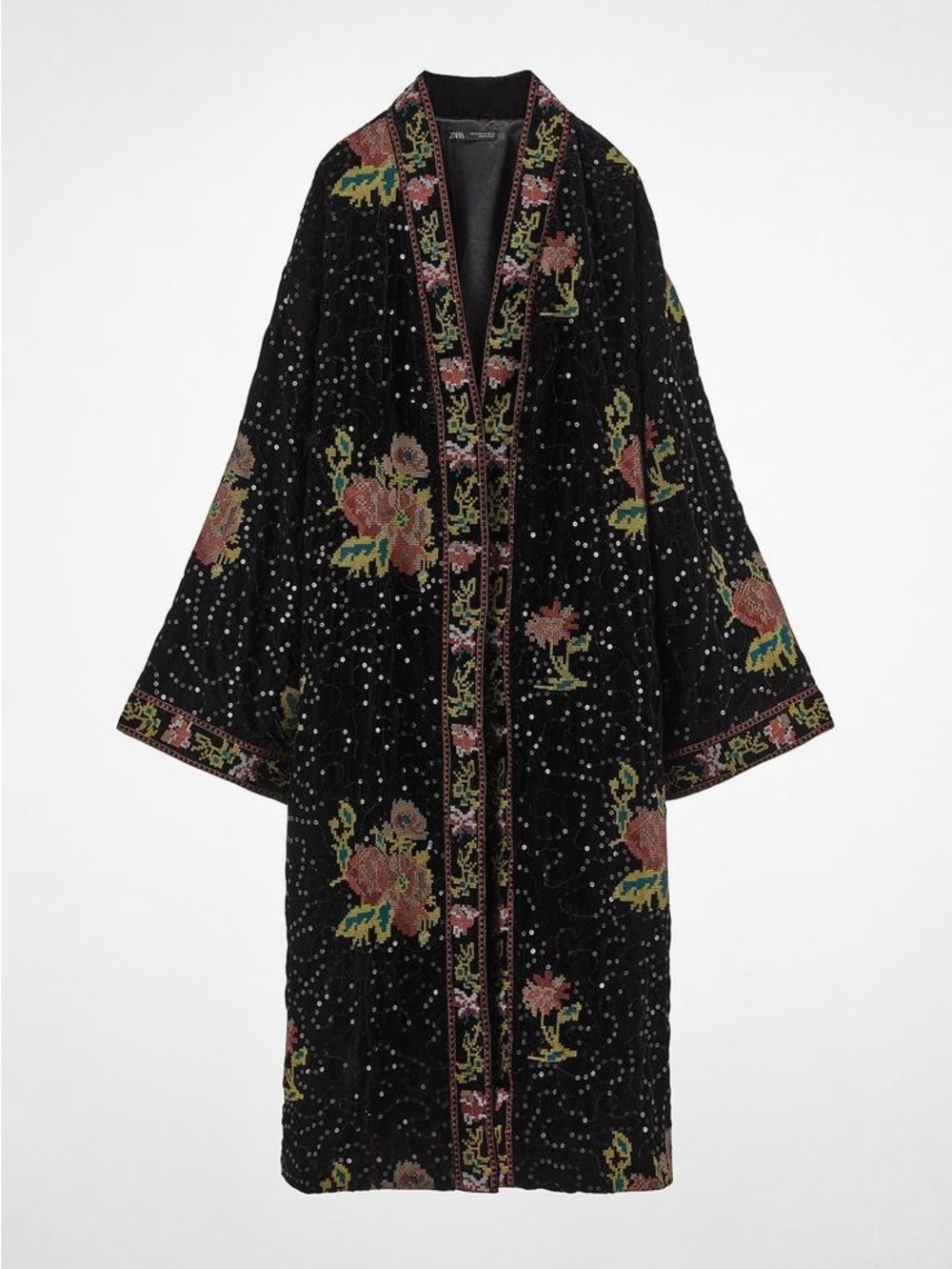 NWT Zara Embroidered Floral Velvet Kimono Black